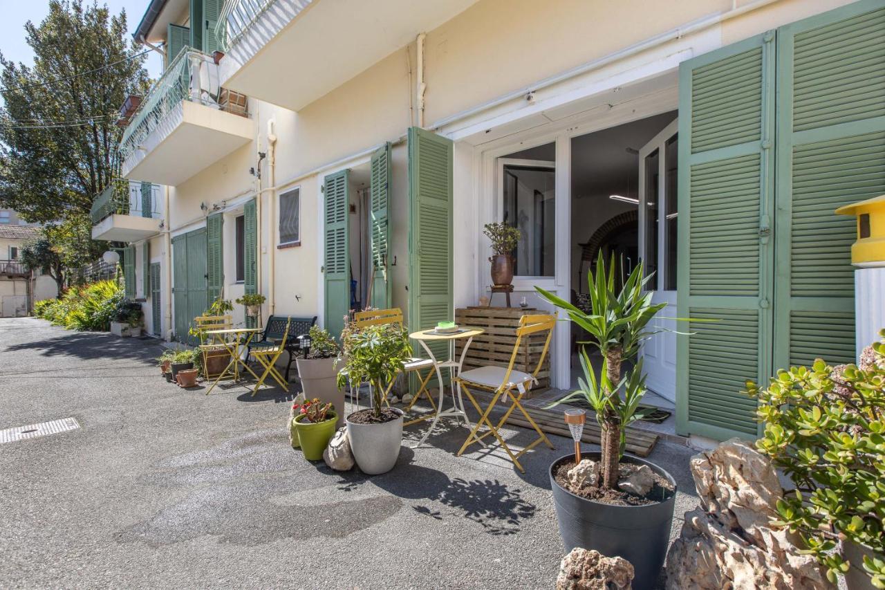 ,,La Chaumiere D'Azur” Apartment โรกบรูน-กัป-มาร์แต็ง ภายนอก รูปภาพ