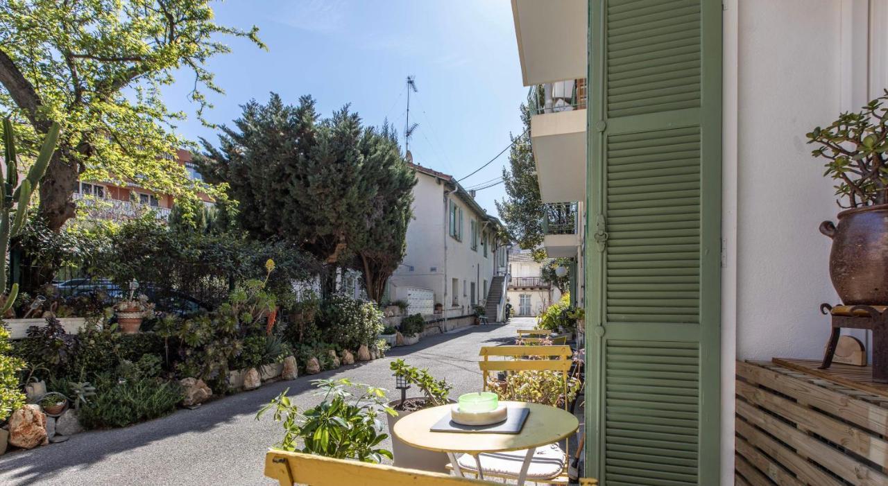 ,,La Chaumiere D'Azur” Apartment โรกบรูน-กัป-มาร์แต็ง ภายนอก รูปภาพ