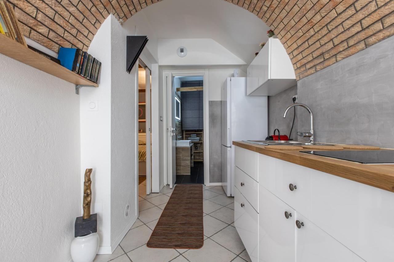,,La Chaumiere D'Azur” Apartment โรกบรูน-กัป-มาร์แต็ง ภายนอก รูปภาพ