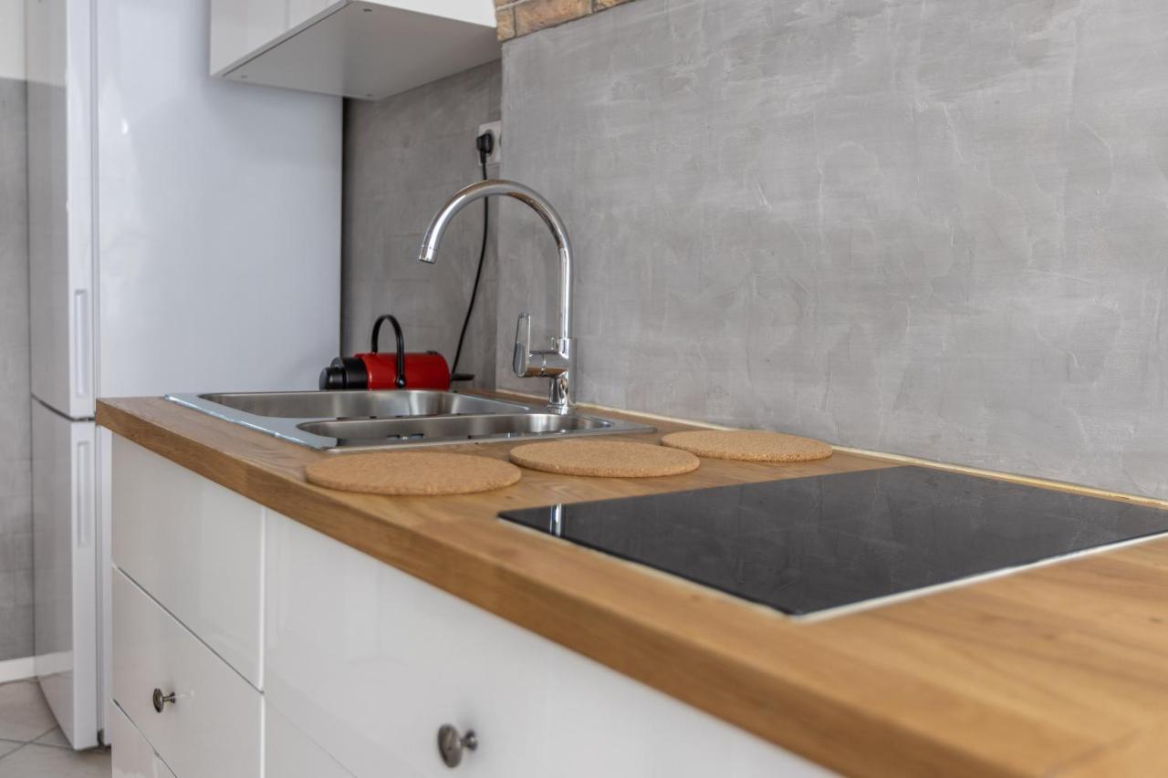 ,,La Chaumiere D'Azur” Apartment โรกบรูน-กัป-มาร์แต็ง ภายนอก รูปภาพ