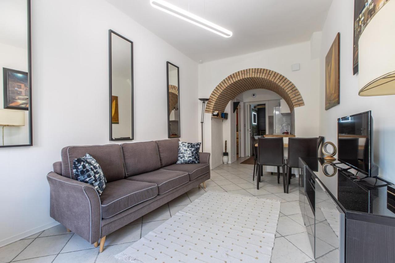 ,,La Chaumiere D'Azur” Apartment โรกบรูน-กัป-มาร์แต็ง ภายนอก รูปภาพ
